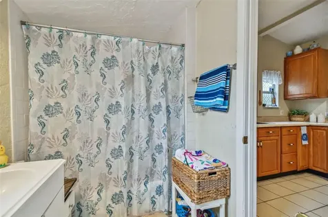 3305 56th Avenue N St Petersburg FL 33714