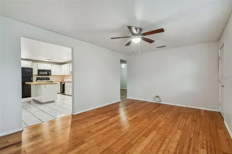 3305 56th Avenue N St Petersburg FL 33714