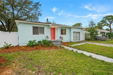 1907 53rd Street S Gulfport FL 33707