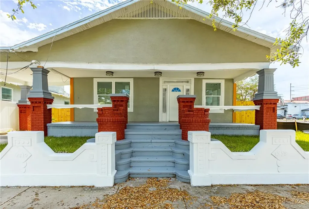 2132 W Beach Street Tampa FL 33607