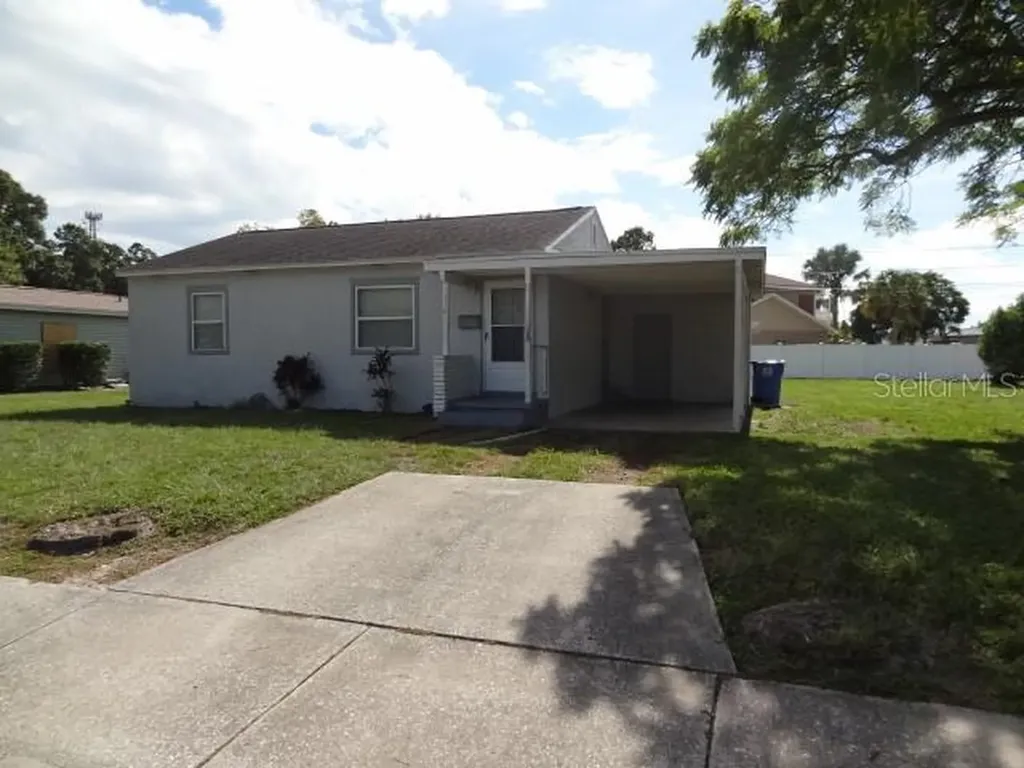 1318 Tyrone Boulevard N St Petersburg FL 33710