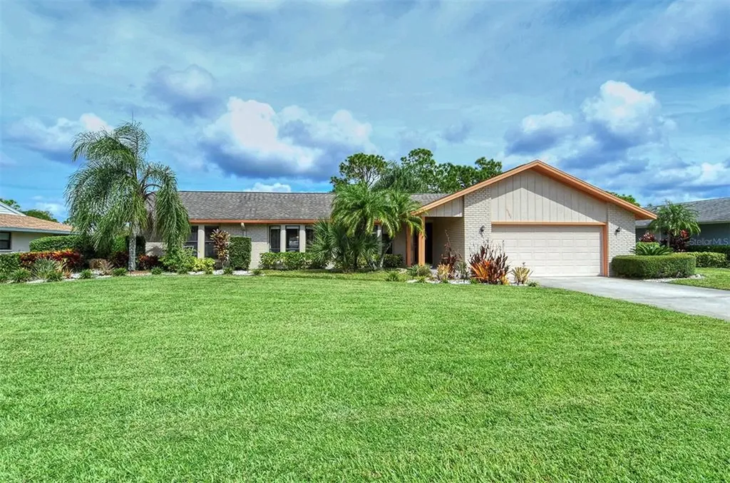 4585 Glebe Farm Road Sarasota FL 34235