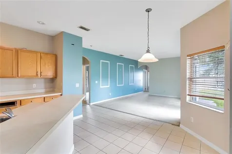 2863 Sweetspire Circle Kissimmee FL 34746