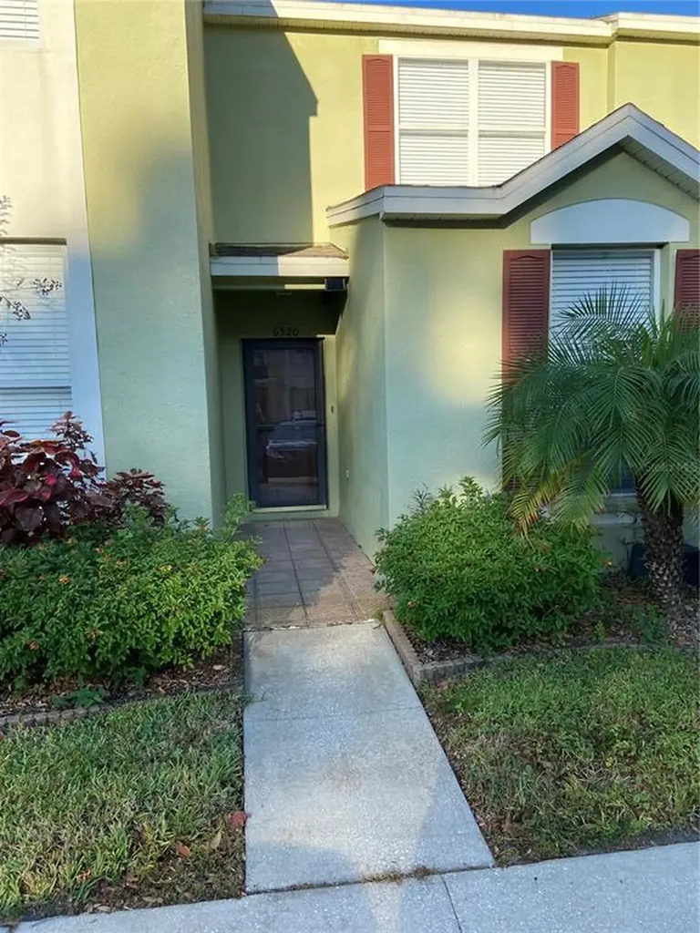 6520 Osprey Lake Circle Riverview FL 33578