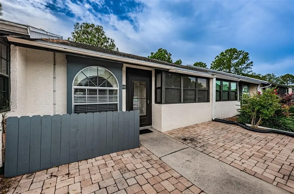 3742 El Camino Court Largo FL 33771