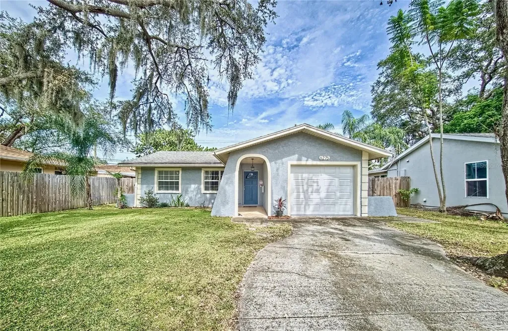 6275 2nd Avenue S St Petersburg FL 33707