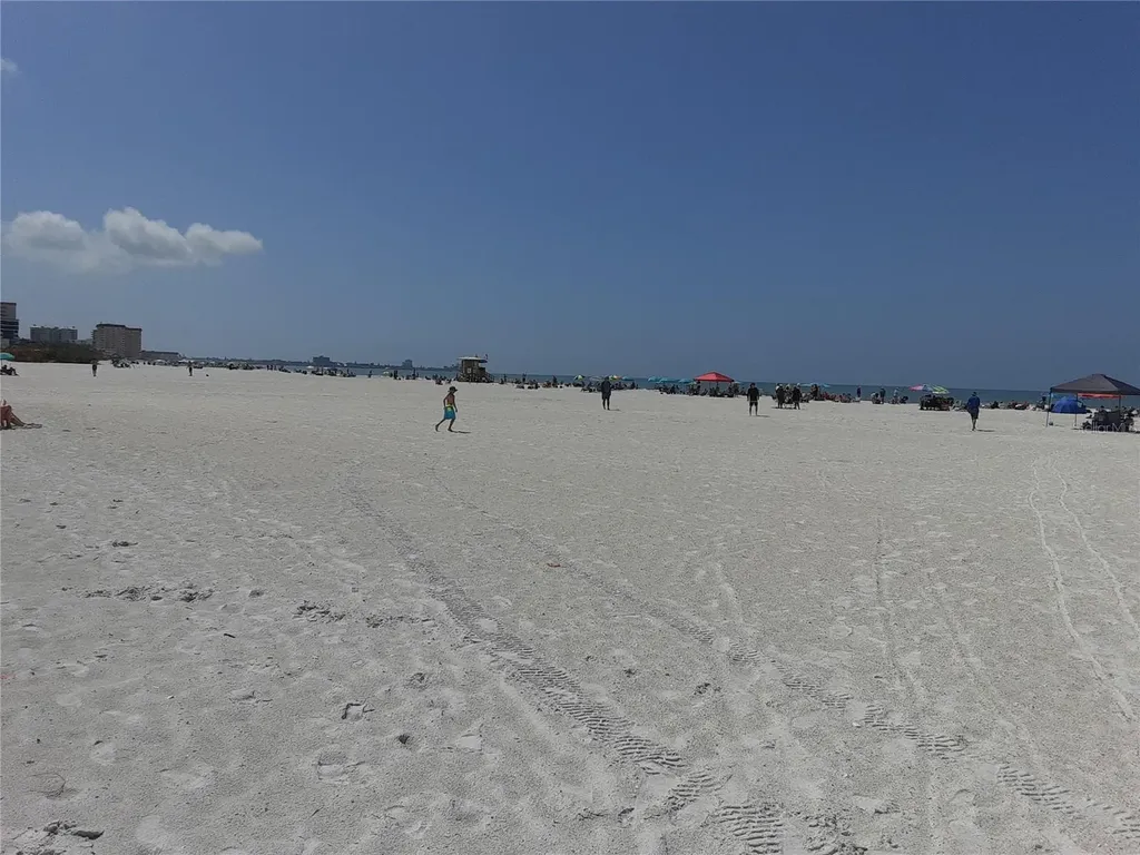 350 S Polk Drive Sarasota FL 34236