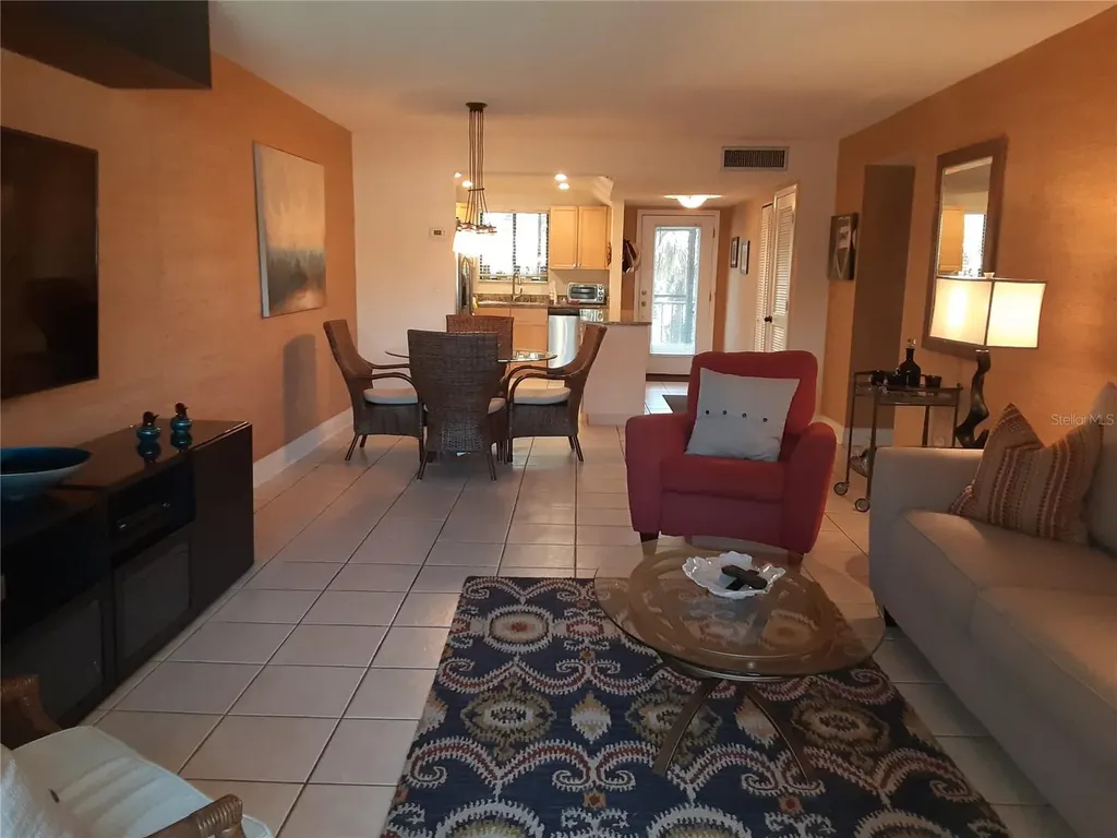 350 S Polk Drive Sarasota FL 34236
