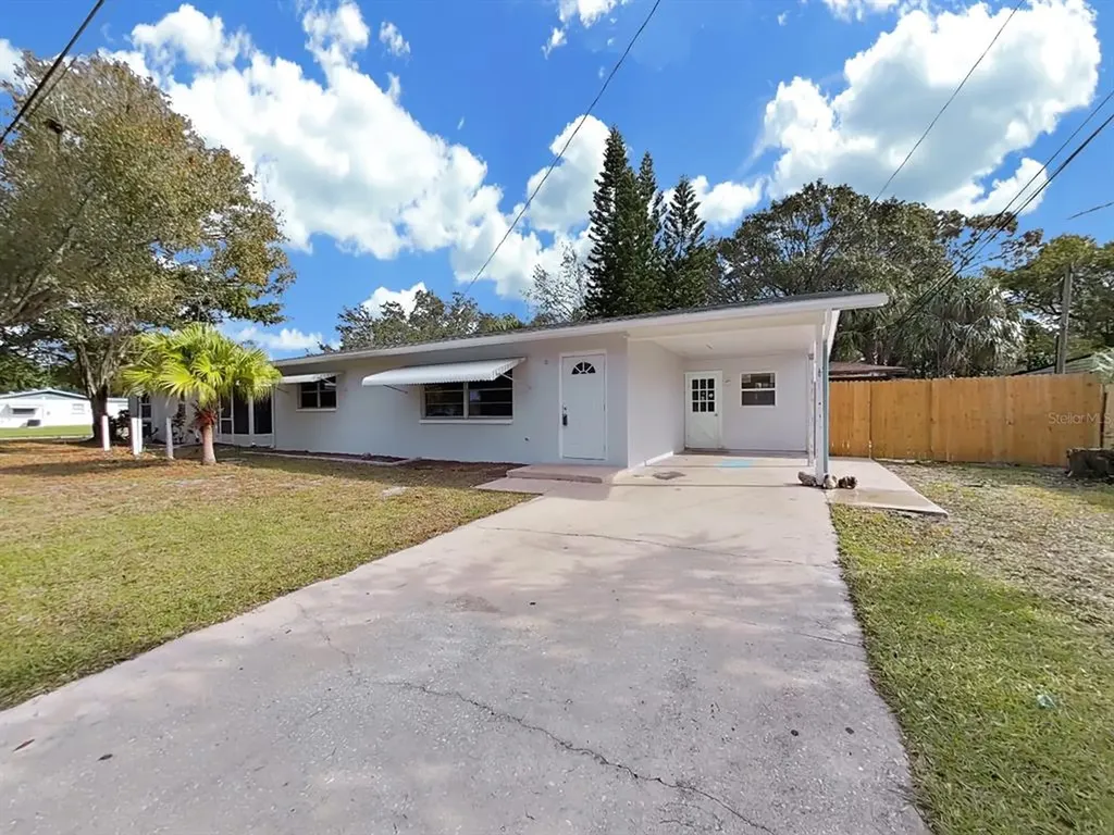 7291 7th Street N St Petersburg FL 33702