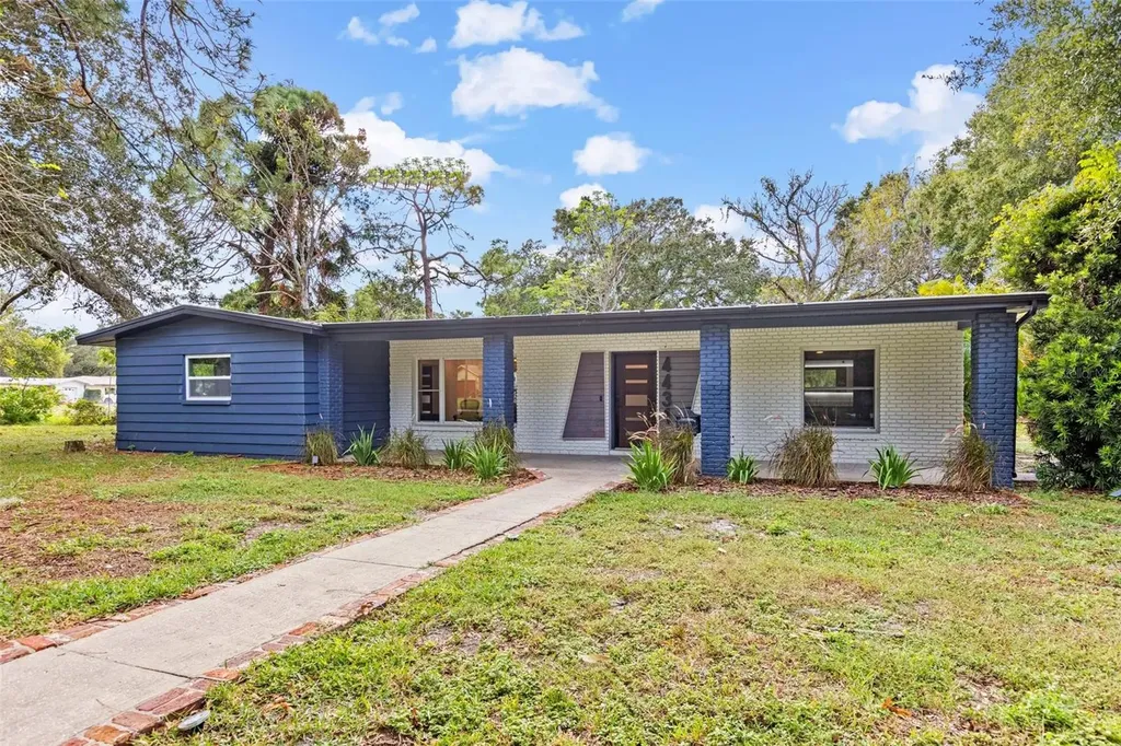 4431 Cardinal Way S St Petersburg FL 33712