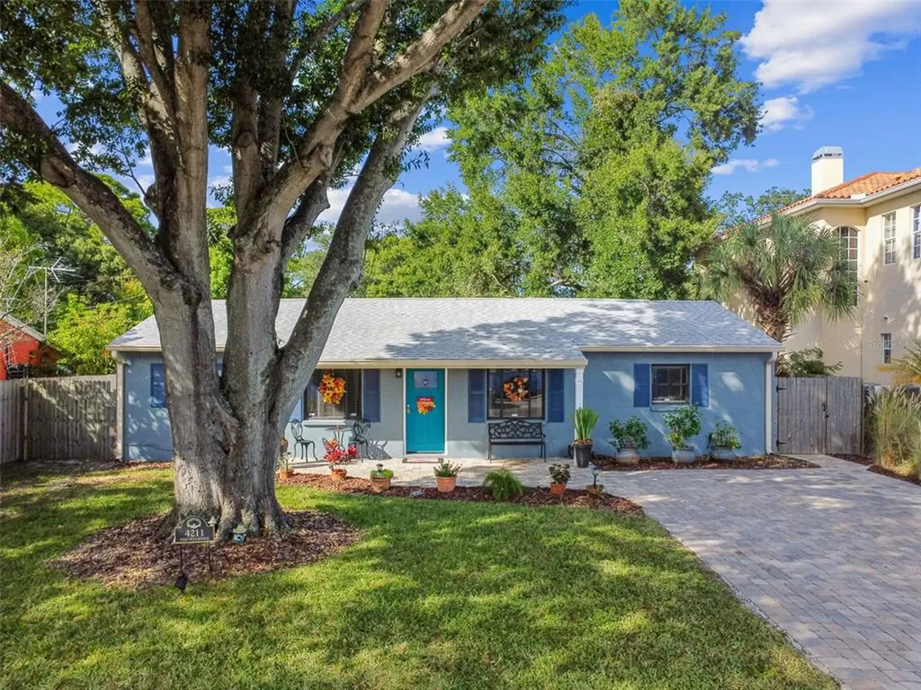 4211 W Bay Villa Avenue Tampa FL 33611