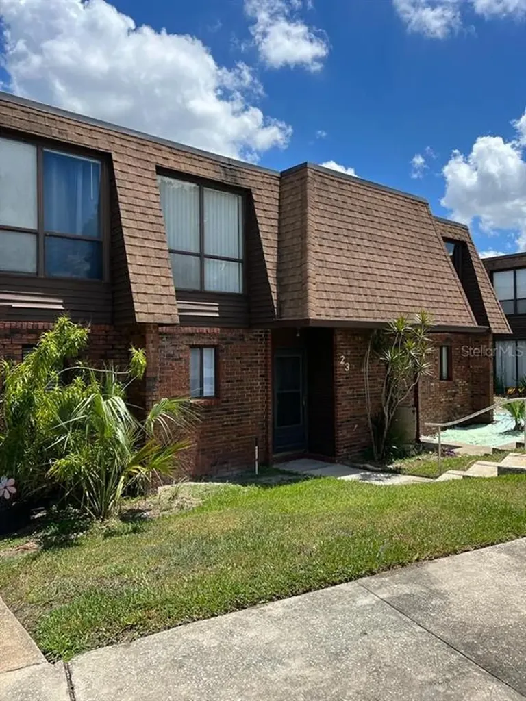 1836 N Crystal Lake Drive Lakeland FL 33801