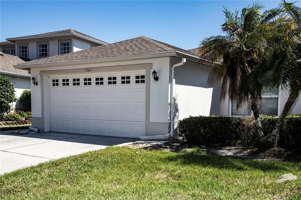 1702 Sassafras Drive Wesley Chapel FL 33543
