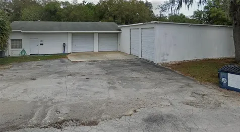 2002 W Main Street Leesburg FL 34748