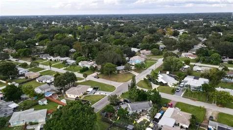 1202 Winchester Road N St Petersburg FL 33710