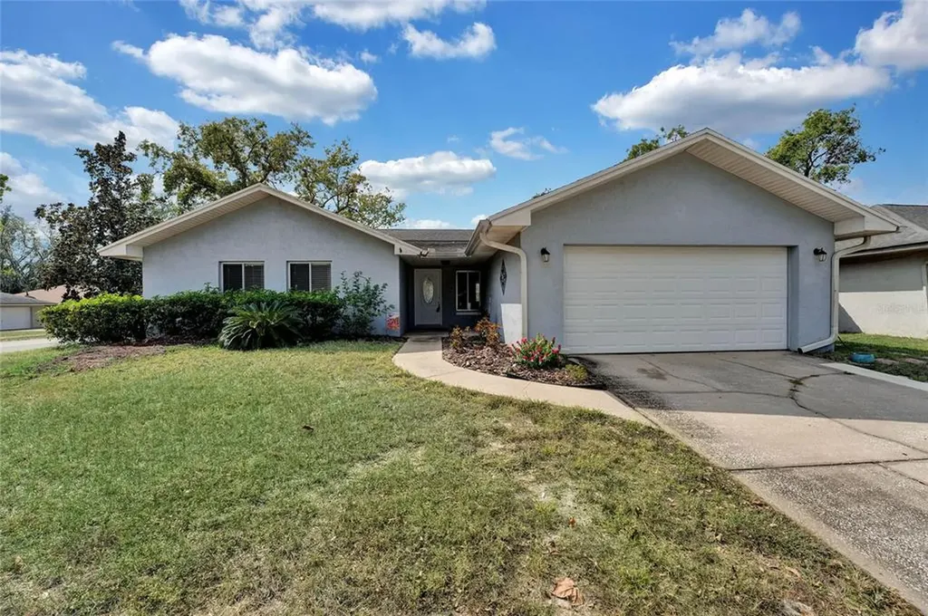 1300 Sterling Oaks Drive Casselberry FL 32707