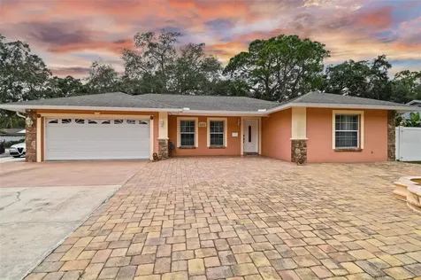 6802 Santa Monica Court Tampa FL 33615