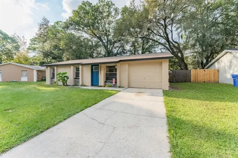 3612 Tamarix Drive Tampa FL 33619