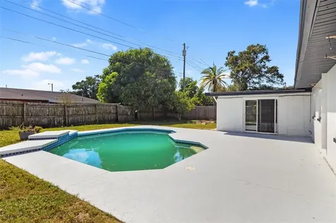 4116 Yardley Avenue N St Petersburg FL 33713