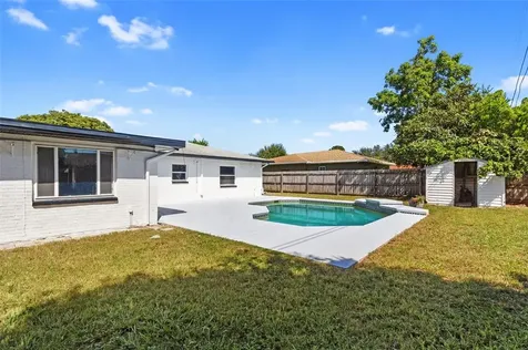 4116 Yardley Avenue N St Petersburg FL 33713