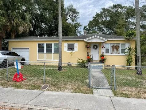 925 17th Avenue S St Petersburg FL 33705