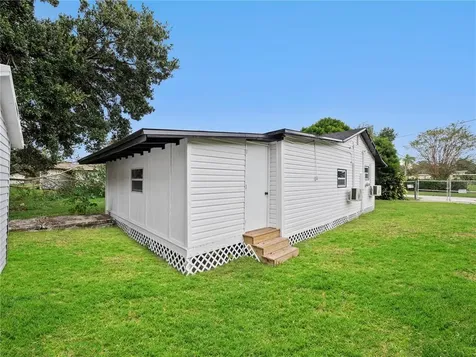 328 Mandrake Street Orlando FL 32811
