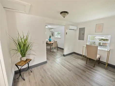 328 Mandrake Street Orlando FL 32811