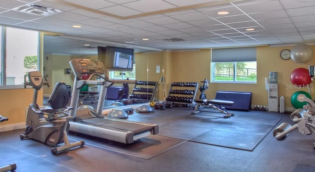 800 N Tamiami Trail Sarasota FL 34236