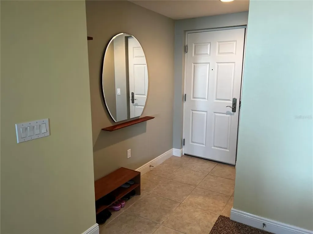 800 N Tamiami Trail Sarasota FL 34236
