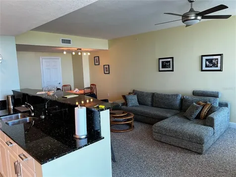 800 N Tamiami Trail Sarasota FL 34236