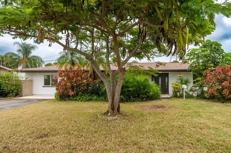 5028 42nd Street S St Petersburg FL 33711