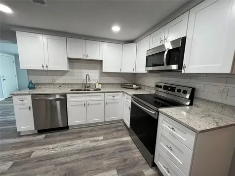 3811 Redwood Drive Holiday FL 34691