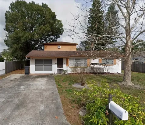5461 57th Avenue N St Petersburg FL 33709