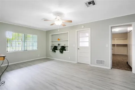 5321 Locksley Avenue Orlando FL 32810