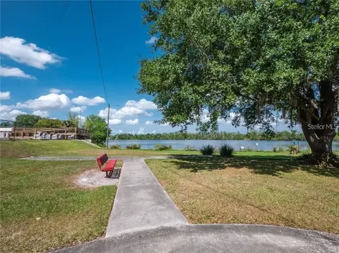 5321 Locksley Avenue Orlando FL 32810