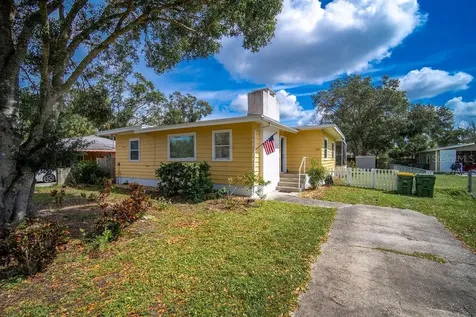 512 N Conrad Avenue Sarasota FL 34237