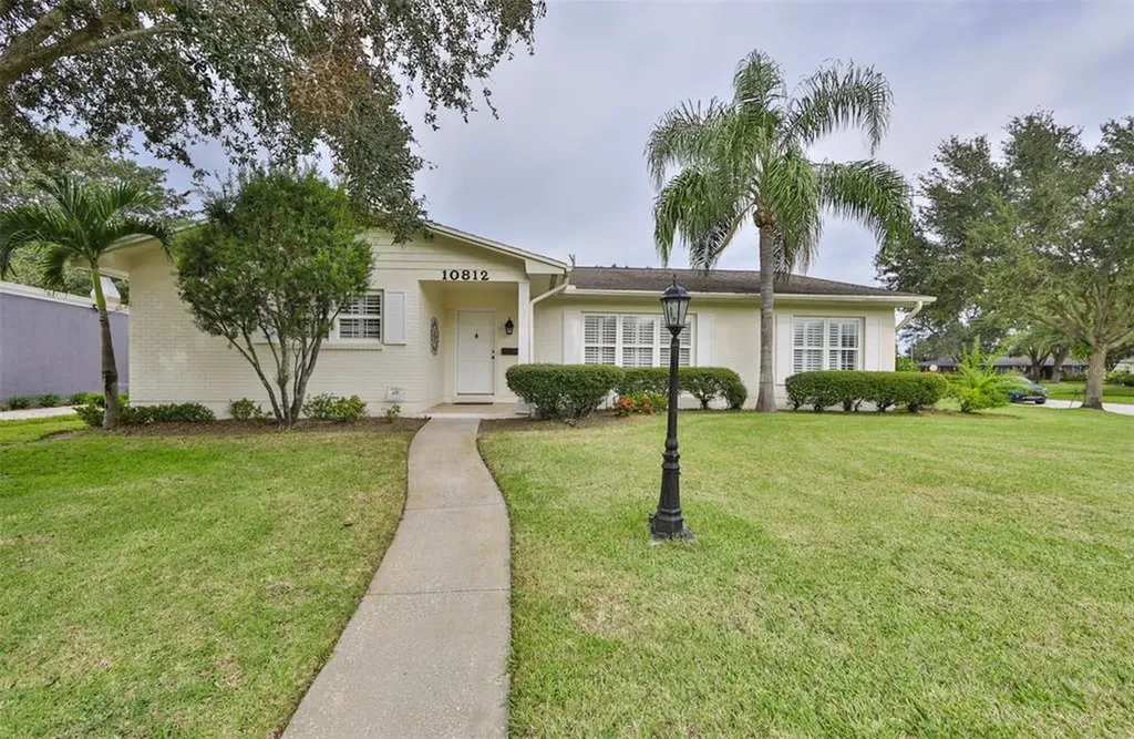 10812 Carrollwood Drive Tampa FL 33618