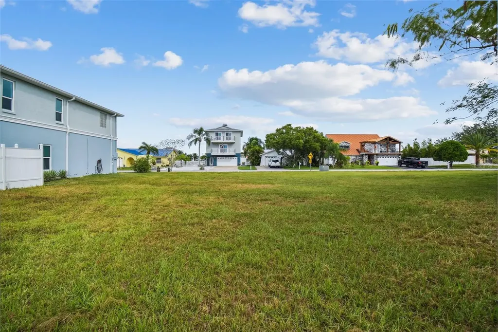 Southwind Drive Hudson FL 34667