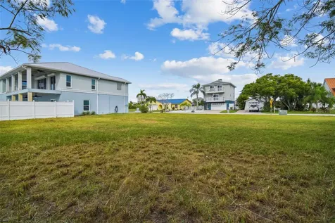 Southwind Drive Hudson FL 34667