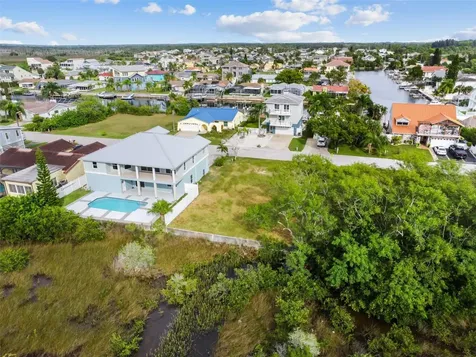 Southwind Drive Hudson FL 34667
