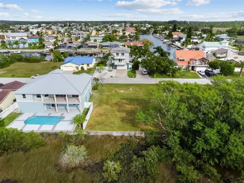 Southwind Drive Hudson FL 34667