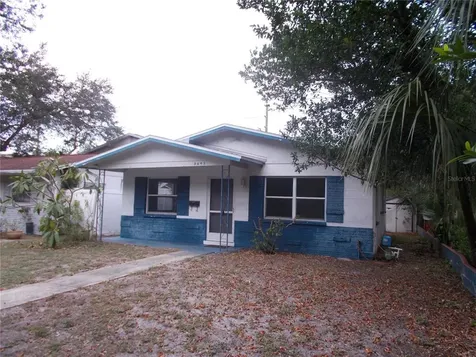 5643 Dartmouth Avenue N St Petersburg FL 33710