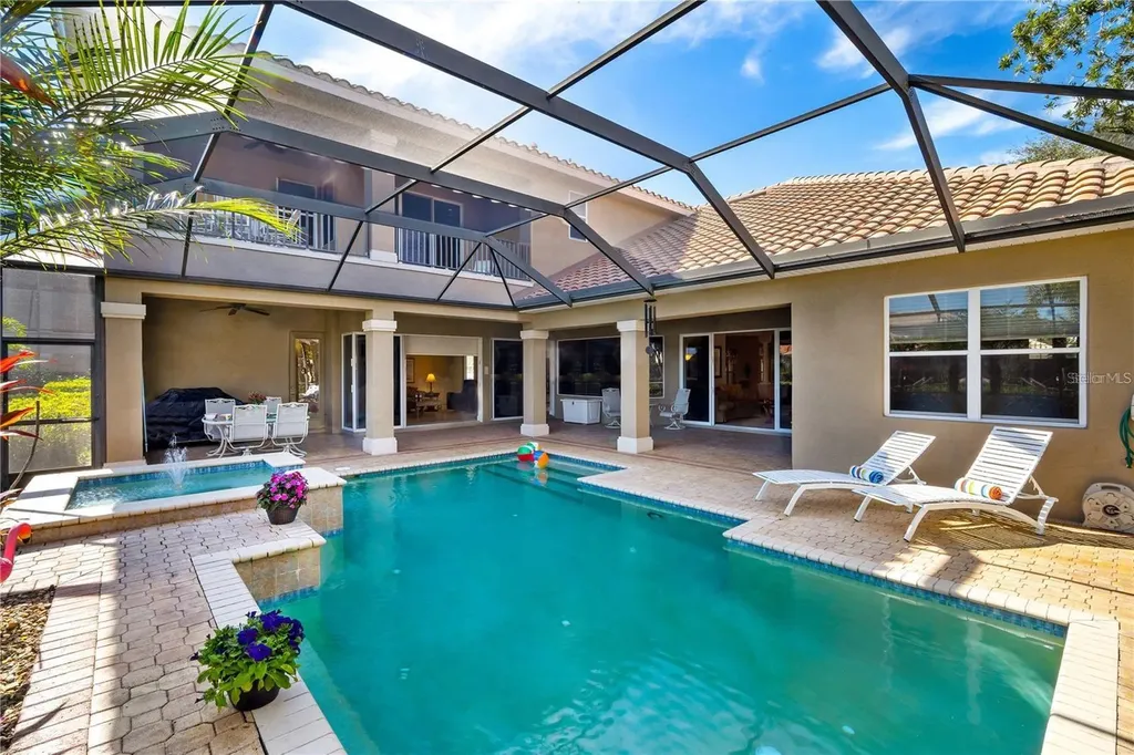 1023 Rainbow Court Bradenton FL 34212