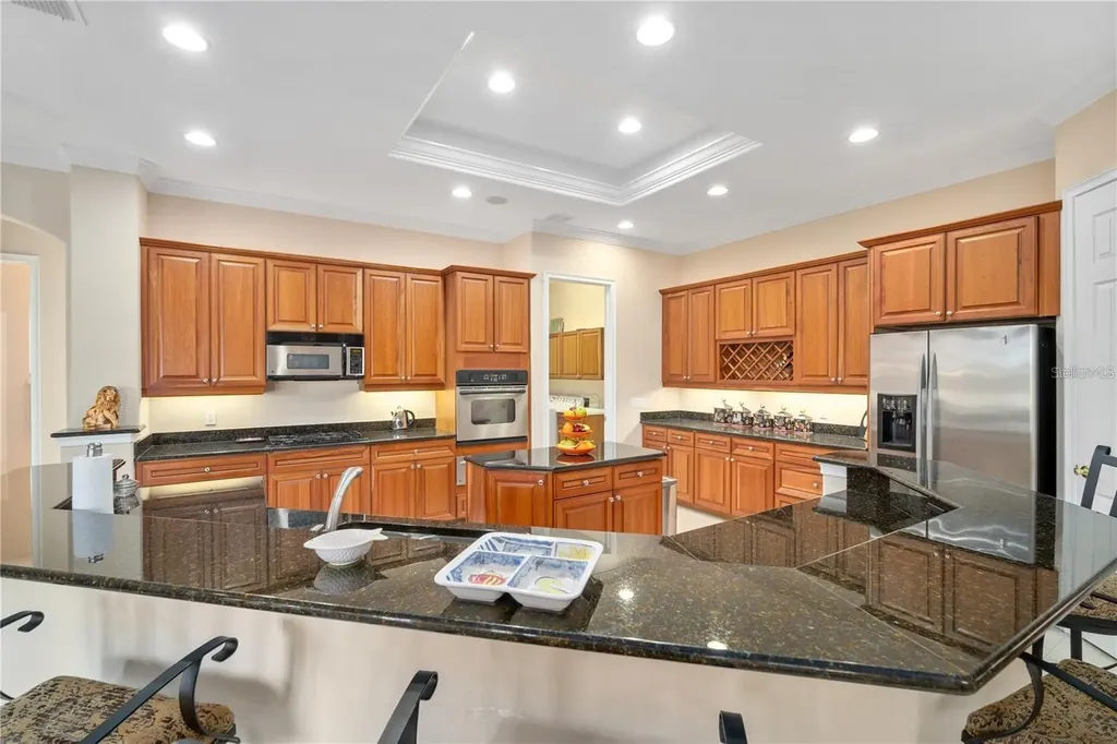1023 Rainbow Court Bradenton FL 34212