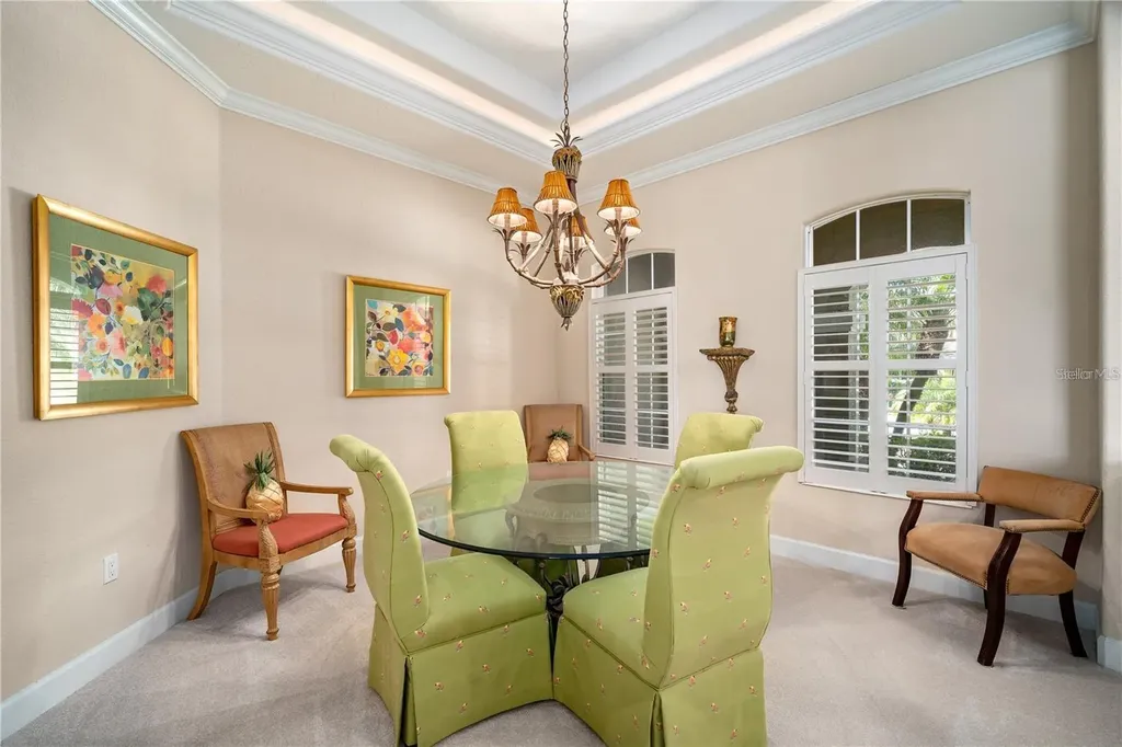 1023 Rainbow Court Bradenton FL 34212