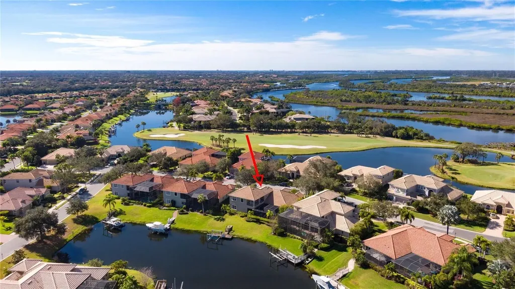 1023 Rainbow Court Bradenton FL 34212