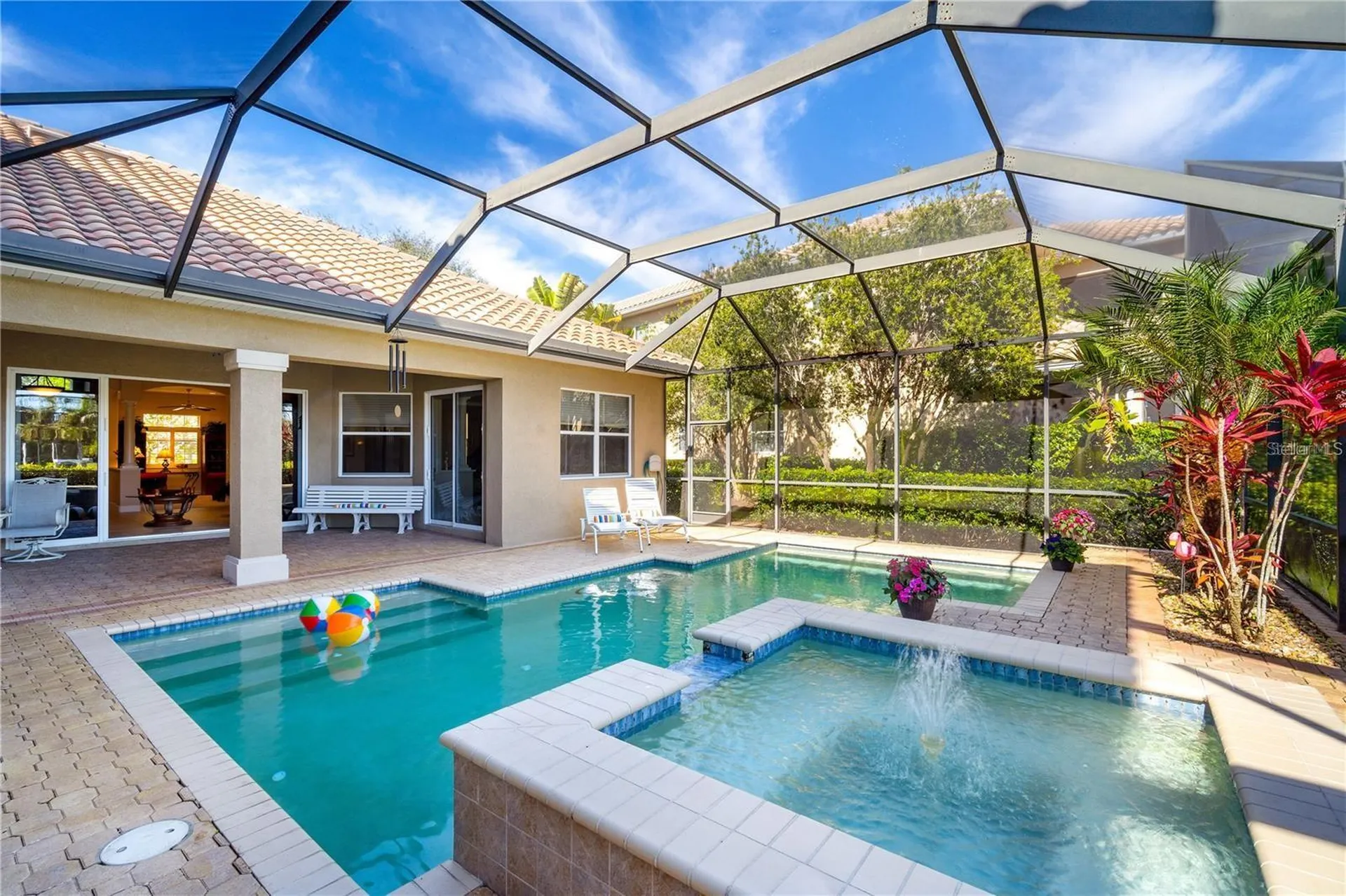 1023 Rainbow Court Bradenton FL 34212
