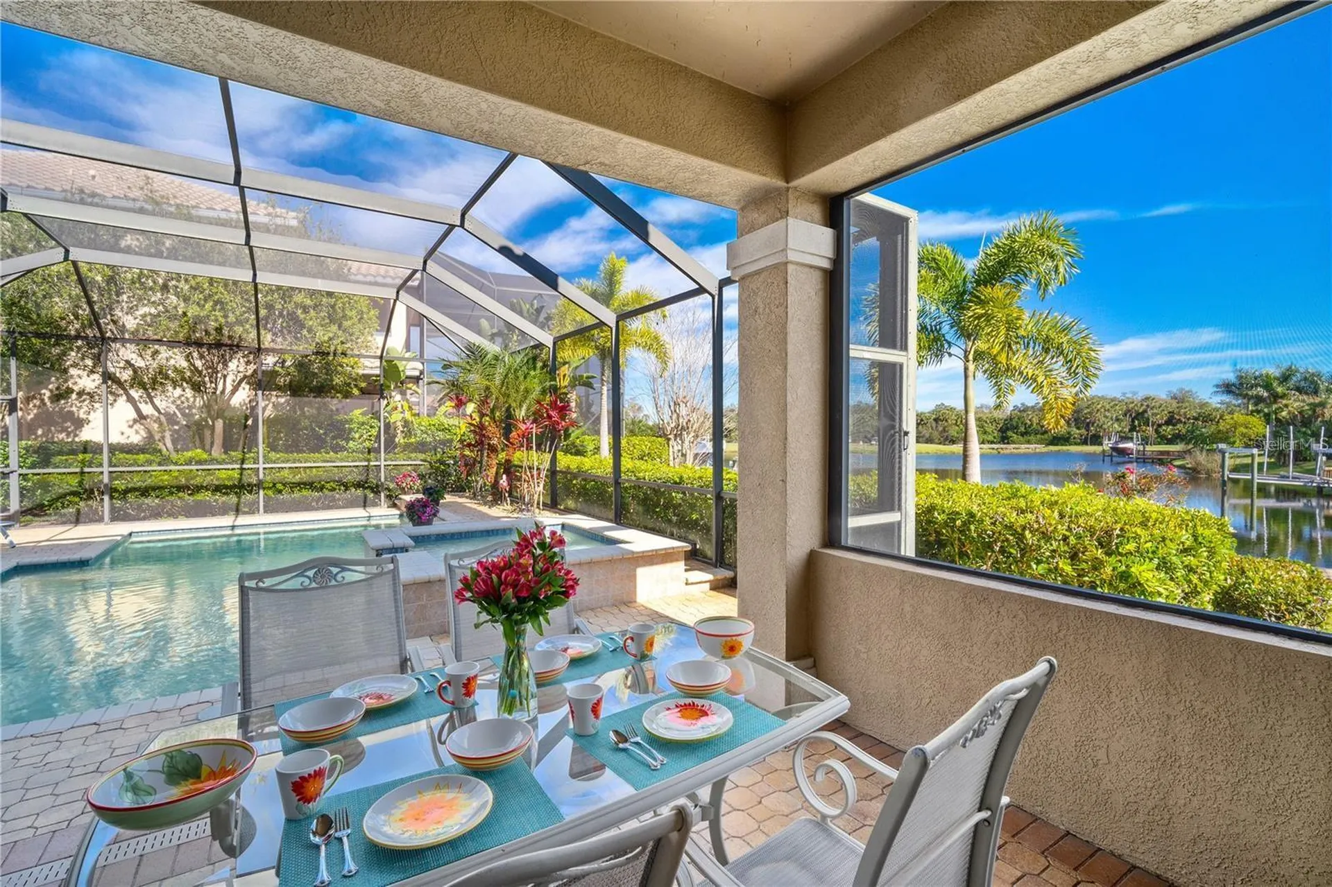 1023 Rainbow Court Bradenton FL 34212