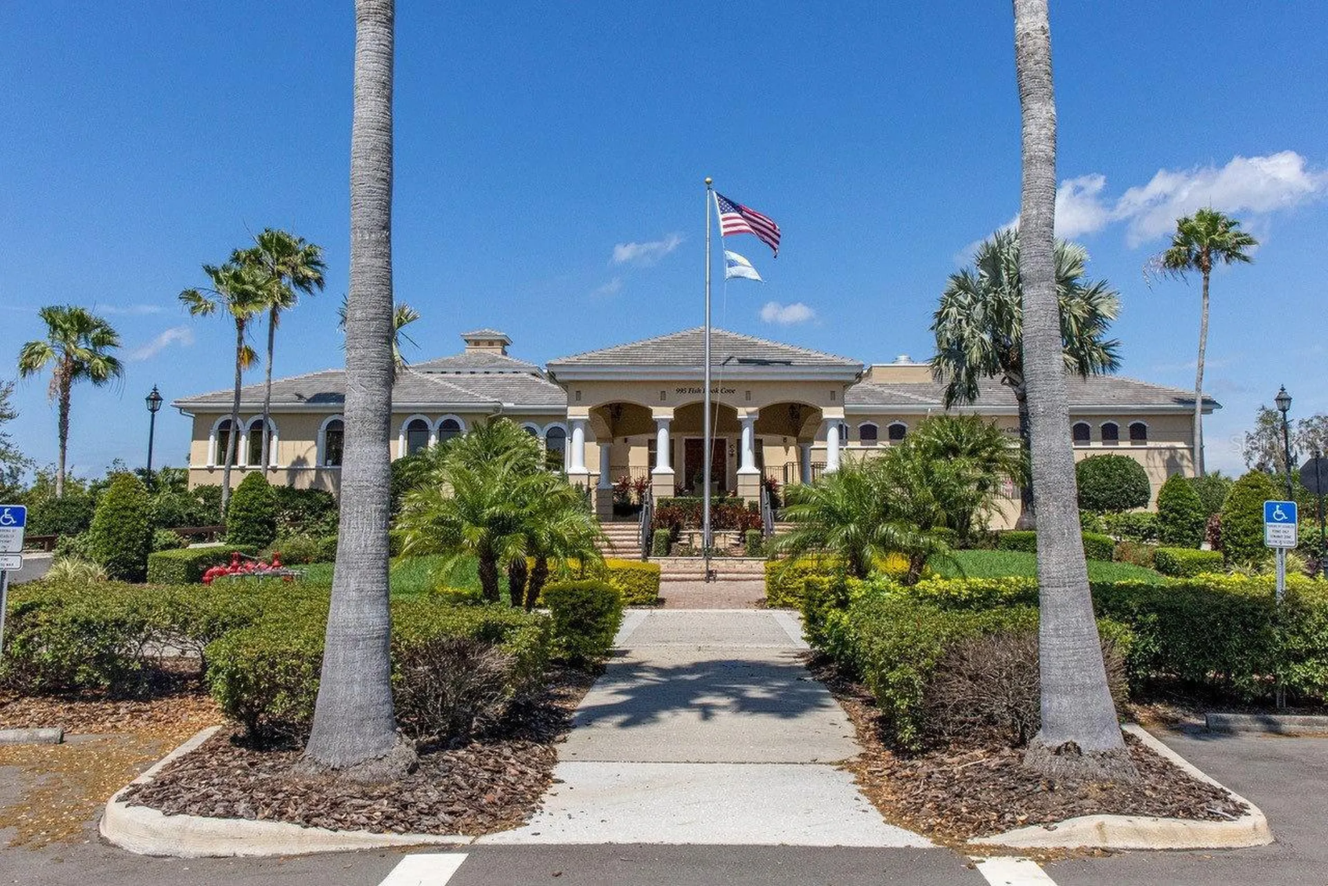 1023 Rainbow Court Bradenton FL 34212