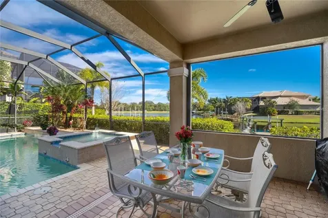 1023 Rainbow Court Bradenton FL 34212